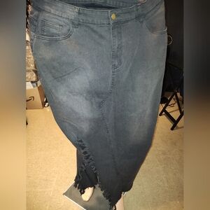Black Denim Frayed Hem Skirt